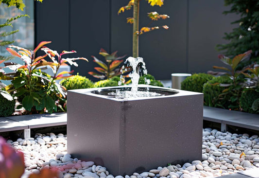 Vorteile chlorfreier Wasserpflegeprodukte bei Brunnen, Wasserspielen und Quellsteinen